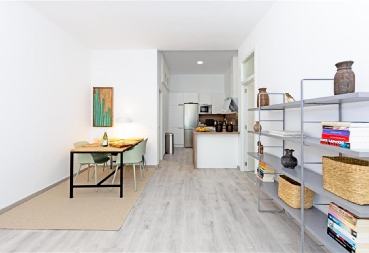 Beach Apartment Montemarcarihuela Torremolinos Exteriör bild