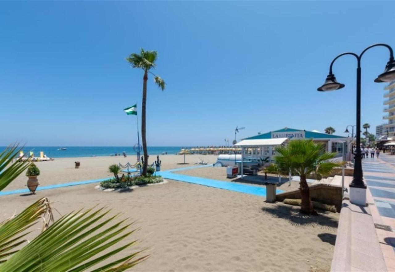 Beach Apartment Montemarcarihuela Torremolinos Exteriör bild
