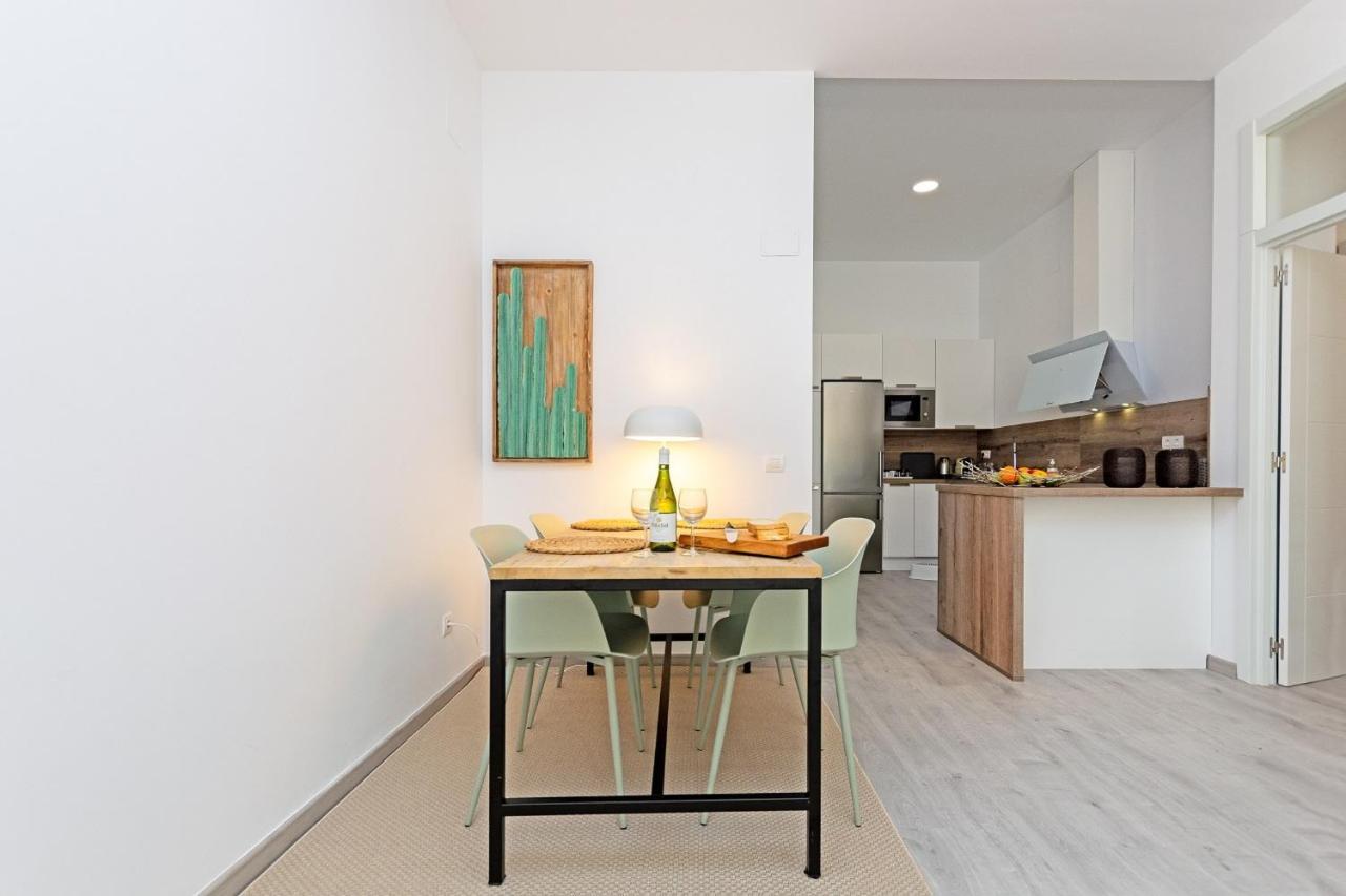 Beach Apartment Montemarcarihuela Torremolinos Exteriör bild